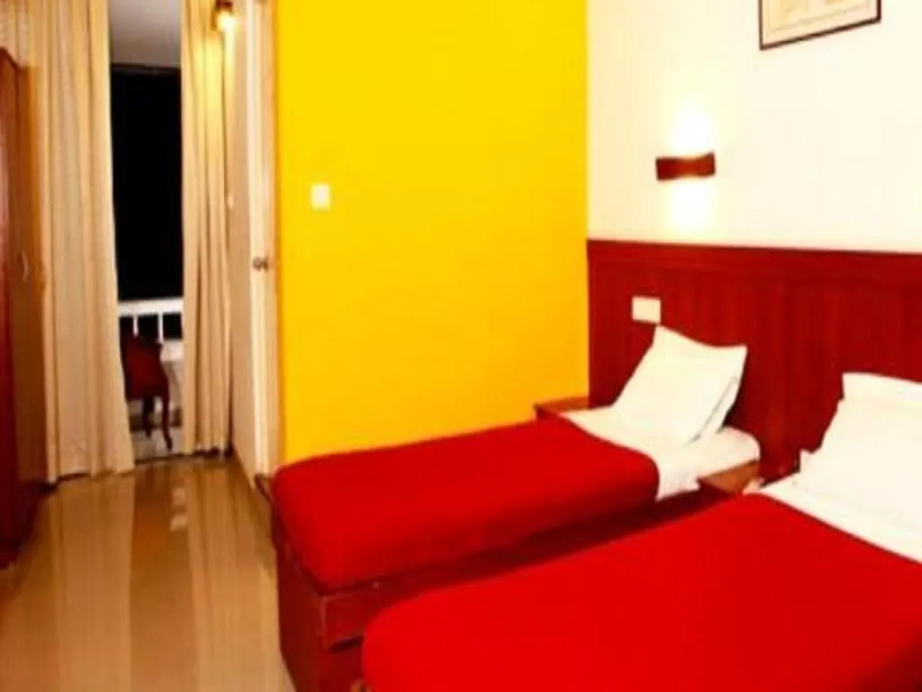 The Pavilion Luxury Suites Kochi 3*,