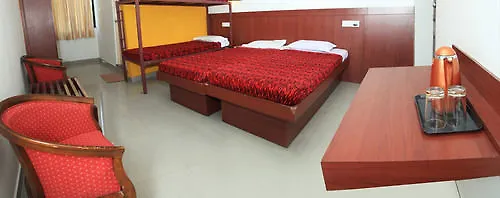 The Pavilion Luxury Suites Kochi 3*,
